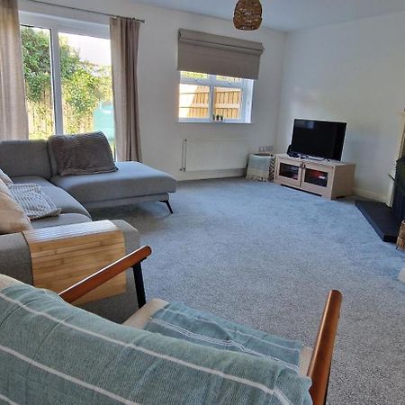 Cashel On The Coast, 3 Bedroom Holiday Home, Баликасъл Екстериор снимка