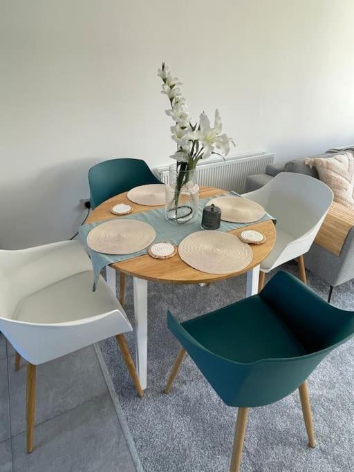 Cashel On The Coast, 3 Bedroom Holiday Home, Баликасъл Екстериор снимка