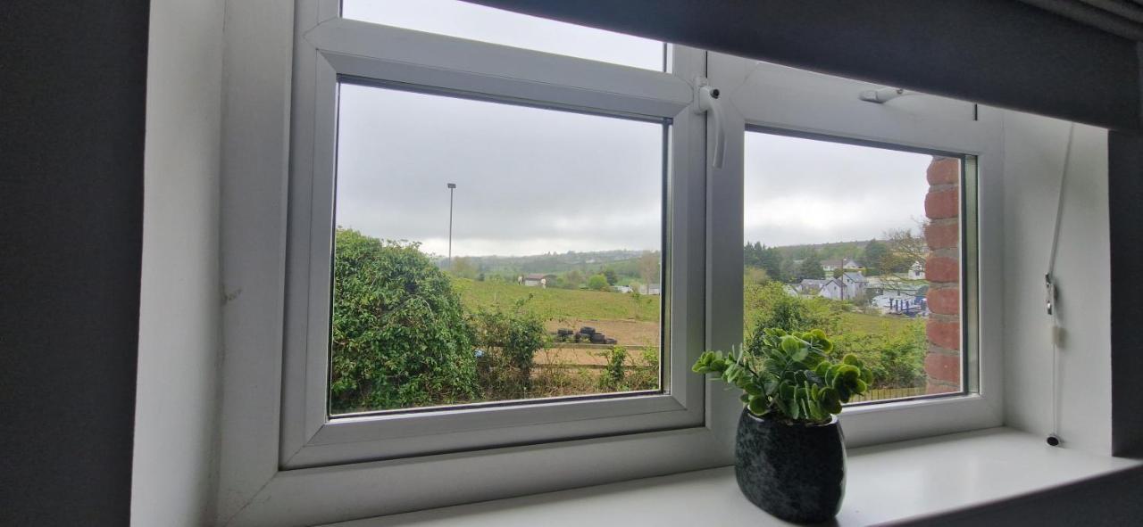 Cashel On The Coast, 3 Bedroom Holiday Home, Баликасъл Екстериор снимка